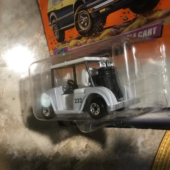 Matchbox GOLF CART with black golf bags and silver clubs - Picture 5 of 6